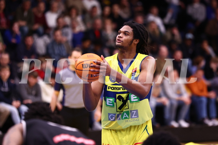 04.02.2024, Graz, Raiffeisen Sportpark Graz, Basketball Superliga 2023/24, Grunddurchgang, Runde 20, UBSC Raiffeisen Graz - OCS Capital Bulls 