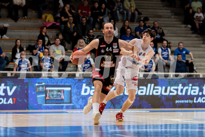 Basketball, Basketball Superliga 2022/23, Platzierungsrunde 3, Oberwart Gunners, BC Vienna, Enis Murati (44), Jonathan Wess (4)