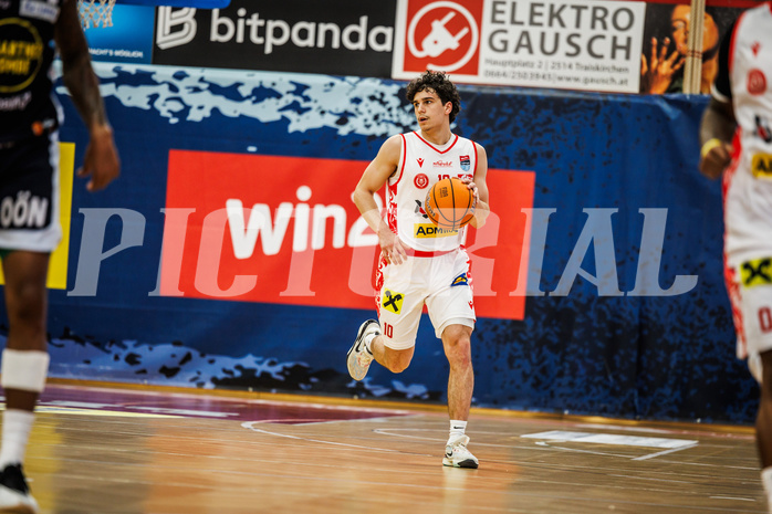 Basketball, win2day Basketball Superliga 2024/25, Platzierungsrunde 9. Runde, Traiskirchen Lions, Gmunden Swans, David Hofstädter (10) Basketball, win2day Basketball Superliga 2024/25, Platzierungsrunde 9. Runde, Traiskirchen Lions, Gmunden Swans, David Hofstädter (10)