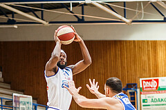 Basketball, bet-at-home Basketball Superliga 2020/21, Grunddurchgang, 14. Runde, Oberwart Gunners, Gmunden Swans, Quincy Diggs (13)