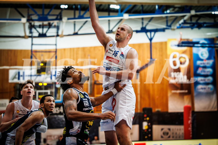 Basketball, Basketball Austria Cup 2022/23, Halbfinale 1, Oberwart Gunners, Gmunden Swans, Renato Poljak (16)