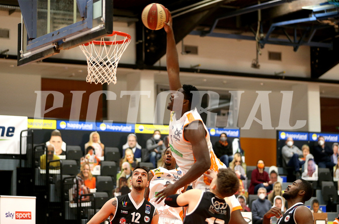 Basketball Superliga 2020/21, 6. Plazierungsrunde Klosterneuburg Dukes vs. Flyers Wels