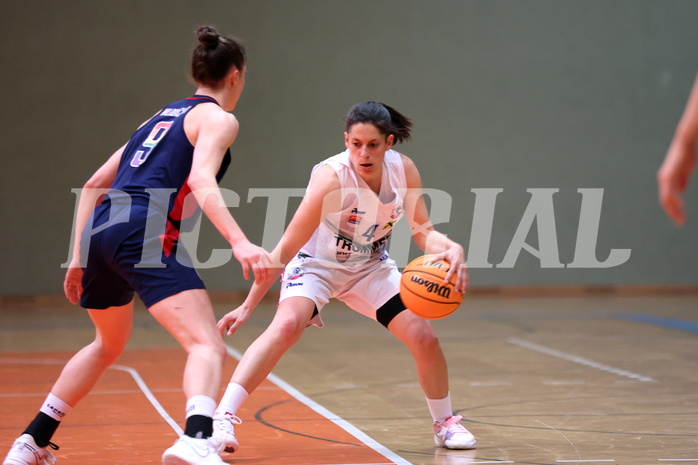 20.03.2024, Graz, Unionhalle A, Basketball Damen Superliga 2023/24, Semifinale, UBSC-DBBC Graz - SKN St. Pölten Frauen,  