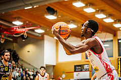 Basketball, win2day Basketball Superliga 2024/25, Grunddurchgang 9.Runde, Traiskirchen Lions, Gmunden Swans, Nelson Haskin (21)