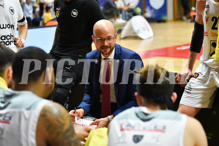Win2Day Basketball Superliga 2022/23, Grunddurchgang. 4.Runde Flyers Wels vs. SKN St. Pölten