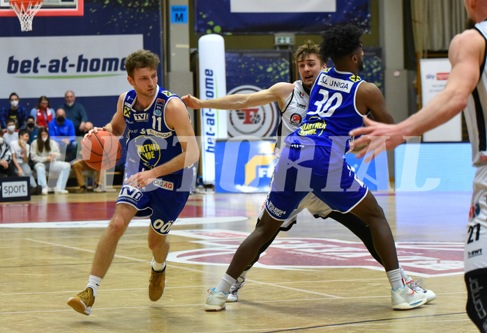 Basketball Superliga 2021/22, Grunddurchgang. 10.Runde Flyers Wels vs. Swans Gmunden Basketball Superliga 2021/22, Grunddurchgang. 10.Runde Flyers Wels vs. Swans Gmunden