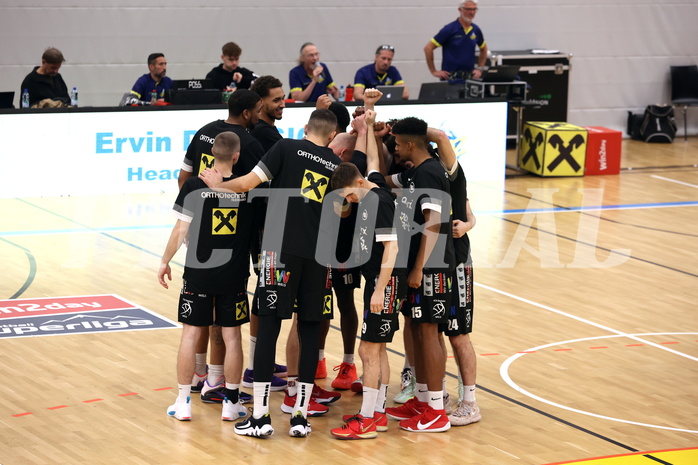 01.11.2022, Graz, Raiffeisen Sportpark Graz, Basketball Austria Cup 2022/23, UBSC Raiffeisen Graz vs. Flyers Wels
