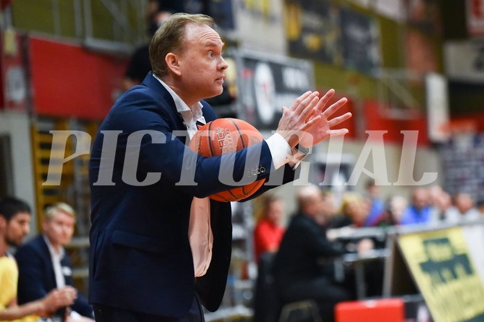 Win2Day Basketball Superliga 2022/23, Playoff,
Semifinale Spiel 4, Flyers Wels vs Swans Gmunden,