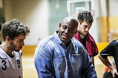 Basketball, 2.Bundesliga, Grunddurchgang 9.Runde, Mattersburg Rocks, Basket Flames, James WILLIAMS (Headcoach)