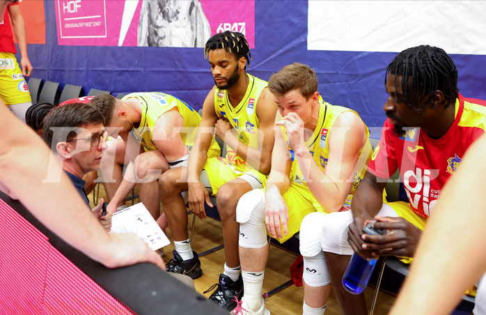 Basketball Superliga 2023/24, Playoff, Viertelfinale Spiel 2 SKN St. Pölten vs. Traiskirchen Lions