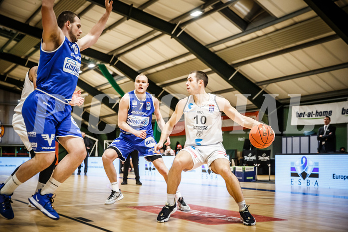 Basketball, Basketball Austria Cup 2021/22, 1/4 Finale, Vienna D.C. Timberwolves, UNGER STEEL Gunners Oberwart, Jakob Szkutta (10)