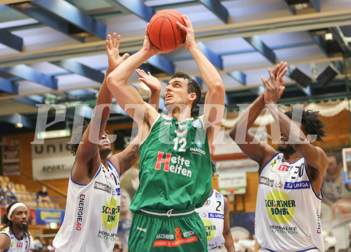Basketball Superliga 2021/22, 4.Plazierungsrunde Gmunden Swans vs. Kapfenberg Bulls


