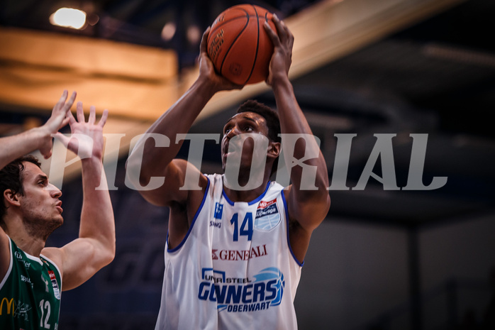 Basketball, bet-at-home Basketball Superliga 2021/22, Playoffs, Viertelfinale Spiel 3, Oberwart Gunners, Kapfenberg Bulls, Emondre Rickman (14)