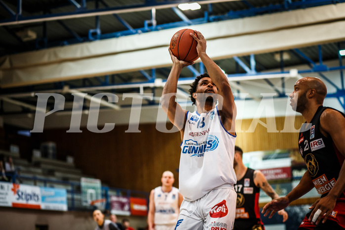 Basketball, bet-at-home Basketball Superliga 2021/22, Platzierungsrunde Spiel 10, Oberwart Gunners, BC GGMT Vienna, Connor Cashaw (13)