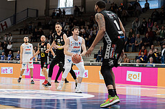 Basketball, Basketball Superliga 2022/23, Platzierungsrunde 5, Oberwart Gunners, Flyers Wels, Derek Hanes (14), Christian von Fintel (27), Arvydas Gydra (13), John Joseph Rauch (11), Donovan Smith (1)