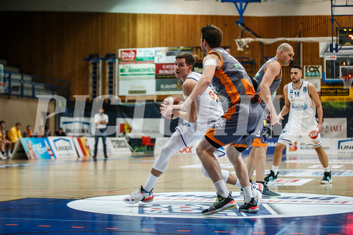 Basketball, bet-at-home Basketball Superliga 2020/21, Grunddurchgang 8. Runde, Oberwart Gunners, Klosterneuburg Dukes, Edi Patekar (9)