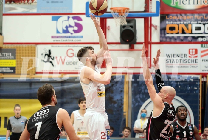Basketball Superliga 2020/21,  Grunddurchgang 9.Runde, Traiskirchen Lions vs. Oberwart Gunners