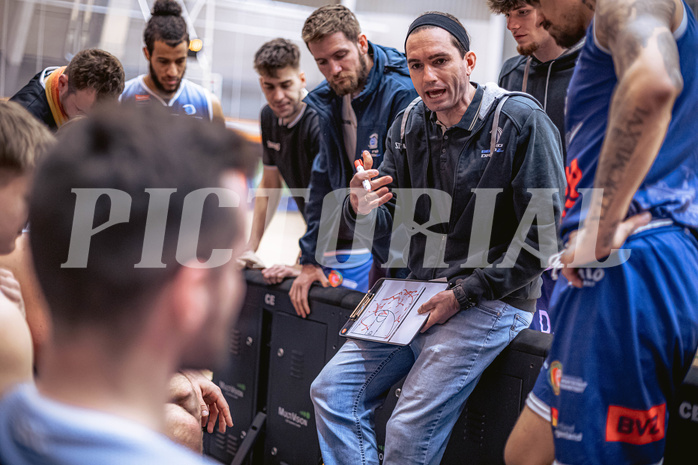 Basketball, Win2Day Superliga 2022/23, 7. Qualifikationsrunde, Vienna Timberwolves, BBC Nord Dragonz, Felix Jambor (Head Coach) Basketball, Win2Day Superliga 2022/23, 7. Qualifikationsrunde, Vienna Timberwolves, BBC Nord Dragonz, Felix Jambor (Head Coach)