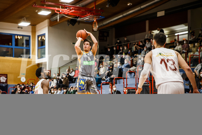 Basketball, bet-at-home Basketball Superliga 2021/22, Grunddurchgang18.Runde, Traiskirchen Lions, Klosterneuburg Dukes, Valentin Bauer (14)