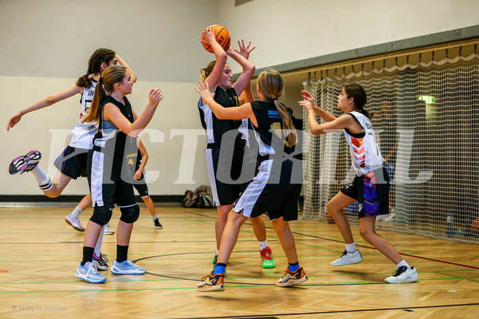 23.11.2024 Österreichischer Basketballverband 2024/25, SLWU14, Vienna United vs. VKL Vikings Swans

