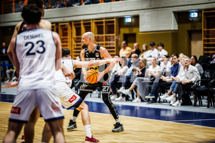 Basketball, Win2Day Superliga 2024/25, Playoffs Viertelfinale Spiel 4, BBC Nord Dragonz, Flyers Wels, Christian Von Fintel (27)