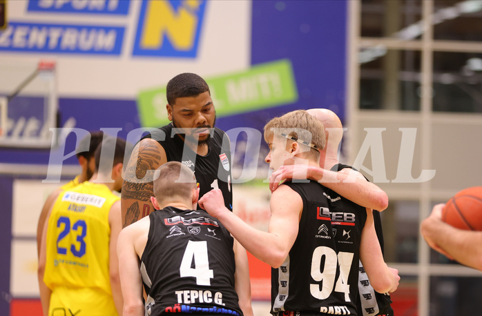 Basketball Superliga 2022/23, 10.Plazierungsrunde SKN St.Pölten vs. Flyers Wels


