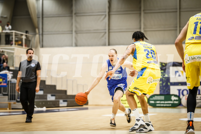 Basketball, bet-at-home Basketball Superliga 2021/22, Platzierungsrunde 9.Runde, SKN St. Pölten Basketball, Oberwart Gunners, Sebastian Käferle (7)