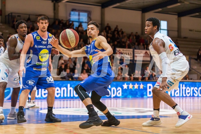 Basketball, ABL 2016/17, Grunddurchgang 33.Runde, Oberwart Gunners, Gmunden Swans, Adrian Mitchell (7)