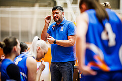 Basketball, Win2Day Basketball Damen Superliga 2024/25, Supercup 5. Runde, Vienna Timberwolves, DBB Wels, Damir Kuranovic (Head Coach)