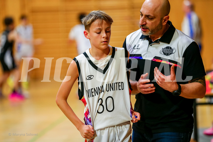 01.12.2024 Österreichischer Basketballverband 2024/25, SLMU16, Post SV Wien vs. Swarco Raiders