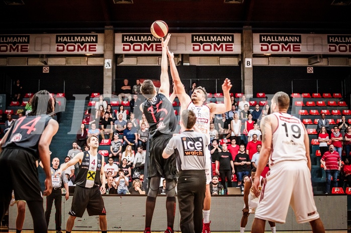Basketball, ABL 2017/18, Playoff VF Spiel 2, BC Vienna, WBC Wels, Stjepan Stazic (7), Milovan Draskovic (15)