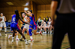 Basketball, Win2Day Basketball Damen Superliga 2024/25, Grunddurchgang 9.Runde, Basket Flames, UBSC-DBBC Graz, Dierry Sow (6), Stella Popp (4), Simona Kuzma (4)