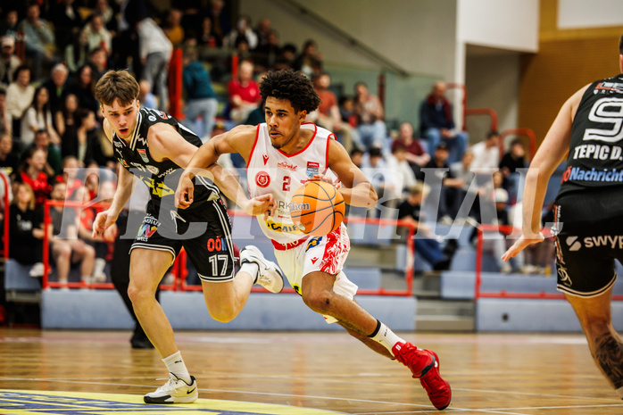 Basketball, win2day Basketball Superliga 2024/25, 8. Platzierungsrunde, Traiskirchen Lions, Flyers Wels, Obinna Anthony Ndukwe (2)