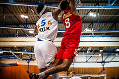 Basketball, bet-at-home Basketball Superliga 2021/22, Grunddurchgang Runde 10, Oberwart Gunners, Traiskirchen Lions, Karl William Gamble Jr. (8)