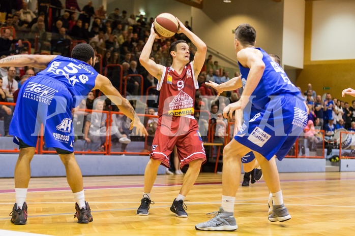 Basketball, ABL 2017/18, Grunddurchgang 14.Runde, Traiskirchen Lions, Oberwart Gunners, Benedikt Danek (9)