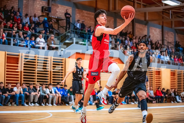 Basketball, Basketball Zweite Liga 2022/23, Playoff Viertelfinale Spiel 3, Mistelbach Mustangs, Wörthersee Piraten, Maximilian Girschik (9)