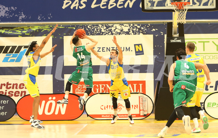 Basketball Superliga 2021/22, 8.Plazierungsrunde SKN St.Pölten vs. Kapfenberg Bulls