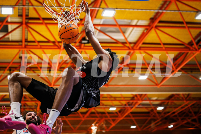 Basketball, win2day Basketball Superliga 2024/25, Grunddurchgang Runde 15, BBC Nord Dragonz, Kapfenberg Bulls, Maxime Carene (31)