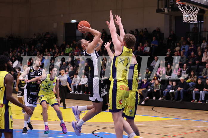 05.02.2023, Graz, Raiffeisen Sportpark Graz, Basketball Superliga 2022/23, Grunddurchgang, Runde 20, UBSC Raiffeisen Graz - OCS Swans Gmunden