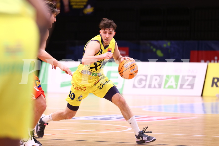 08.12.2024, Graz, Raiffeisen Sportpark Graz, Basketball Superliga 2024/25, Grunddurchgang, Runde 11, UBSC Raiffeisen Graz - Arkadia Traiskirchen Lions