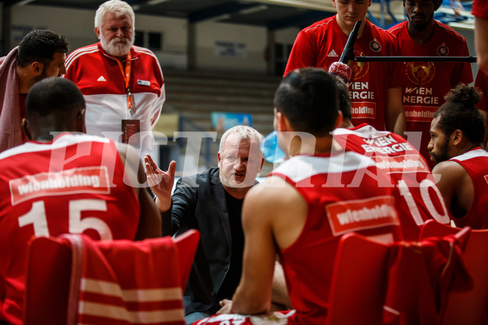 Basketball, bet-at-home Basketball Superliga 2020/21, Grunddurchgang 16. Runde, Oberwart Gunners, BC Vienna, Luigi Gresta (Ass. Coach); Zoran Kostic (Head Coach)