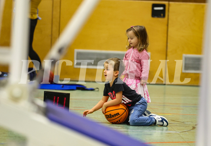 Basketball Damen Superliga 2024/25, Grunddurchgang 1.Runde Vienna United vs. Duchess Klosterneuburg


