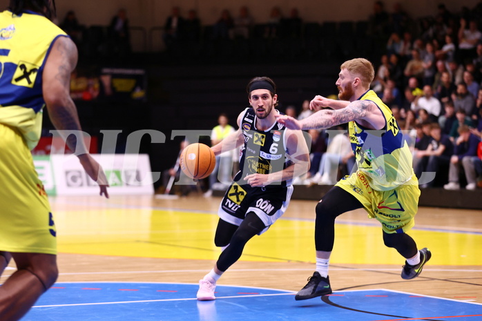 18.04.2025, Graz, Raiffeisen Sportpark Graz, Basketball Superliga 2024/25, Playoffs, Viertelfinale, Spiel 2, UBSC Graz - Gmunden Swans