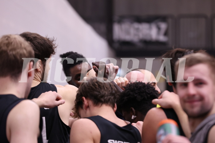 15.12.2024, Graz, Raiffeisen Sportpark Graz, Basketball Zweite Liga 2024/25, Grunddurchgang, Runde 12,  Future Team Steiermark vs. SWARCO Raiders Tirol 