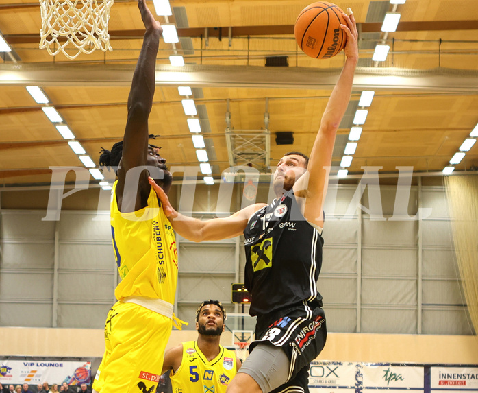 Basketball Superliga 2023/24, 2.Plazierungsrunde SKN St. Pölten vs. Flyers Wels


