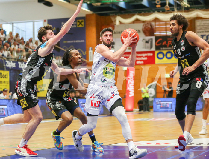 Basketball Superliga 2022/23, Playoff, Semifinale Spiel 1 Gmunden Swans vs. Flyers Wels


