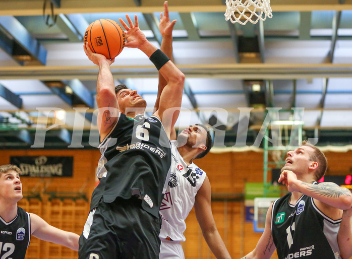 Basketball Zweite Liga 2023/24, Grunddurchgang 19.Runde Upper Austrian Ballers vs. Raiders Tirol


