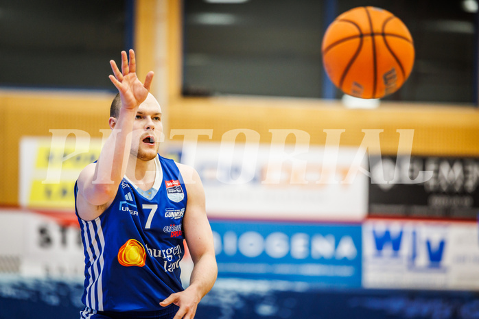 Basketball, Basketball Austria Cup 2024/25, Viertelfinale, Traiskirchen Lions, Oberwart Gunners, Sebastian Käferle (7)