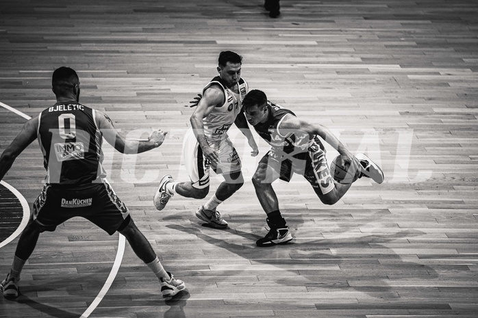 Basketball, Win2Day Superliga 2023/24, Grunddurchgang 18.Runde, BC Vienna, Klosterneuburg Dukes, Mustafa Hassan Zadeh (1), Valentin Bauer (14)