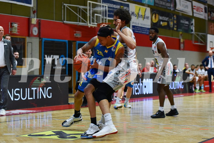 Win2Day Basketball Superliga 2022/23, Playoff,
Viertelfinale Spiel 1, Flyers Wels vs SKN St. Pölten